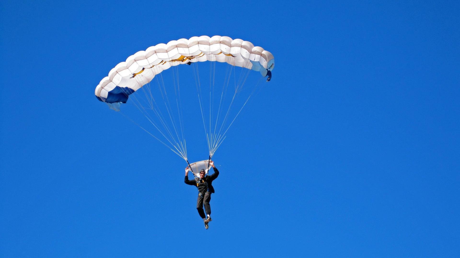 山地徒步穿越挑战赛，探索未知的自然奇观，山地徒步越野